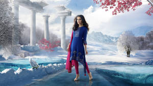 Shraddha Kapoor Salwar Suit Wallpaper