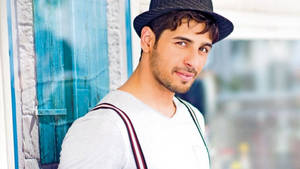 Sidharth Malhotra Black Hat Wallpaper