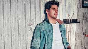 Sidharth Malhotra Denim Jacket Wallpaper