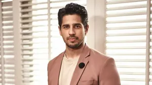 Sidharth Malhotra Old Rose Tuxedo Wallpaper