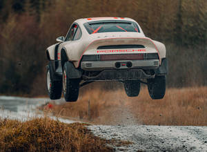 Singer Porsche Safari 911 Wallpaper