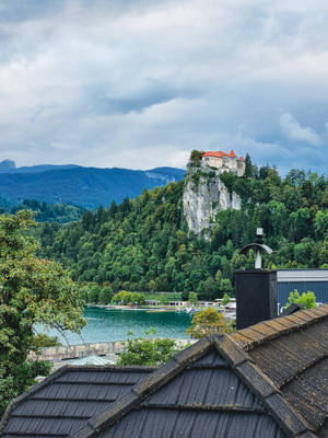 Slovenia Castle Rocky Cliff Wallpaper