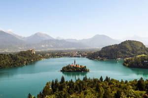 Slovenia Lake Church Island Wallpaper