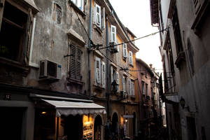 Slovenia Piran Alley Wallpaper