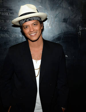 Smiling Bruno Mars Wallpaper