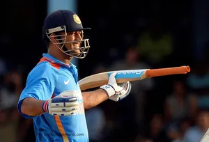 Smiling Ms Dhoni Hd Wallpaper