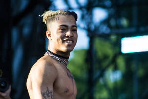 Smiling Xxxtentacion Computer Wallpaper