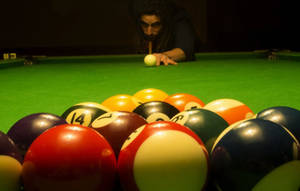 Snooker Game Player Wallpaper