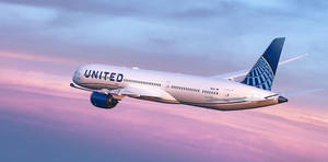 Soaring United Airplane Wallpaper