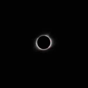 Solar Eclipse Aesthetic Dark Ipad Wallpaper