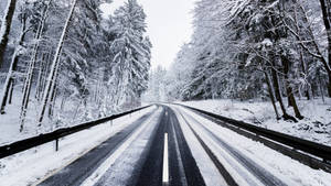 Solitary Highway Winter Aesthetic Wallpaper