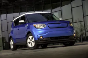 Soul Ev, Crossover, Kia, 2015, Front View Wallpaper