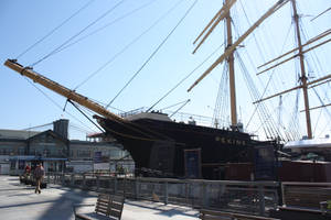 South Street Seaport Peking Ship Wallpaper