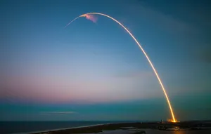 Spacex Falcon Heavy Long Exposure Wallpaper
