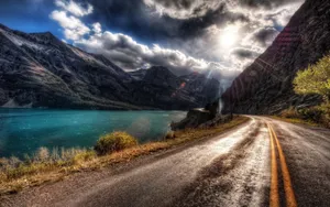 Spectacular Mountain Road Wallpaper