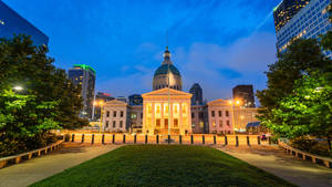 St. Louis Arch Old Courthouse Night Wallpaper