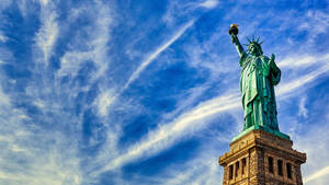 Statue Of Liberty Cirrus Clouds Wallpaper