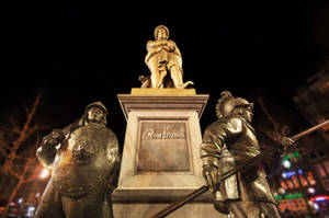 Statue Of Rembrandt Amsterdam Wallpaper