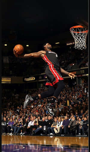 Stay Connected To Your Favorite Sports With The Latest Sports Phone Wallpaper