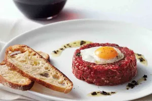 Steak Tartare Piedmontese Wallpaper