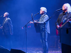 Stills And Nash Concert Blue Scenery Wallpaper