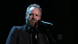 Sting Charming Look Wallpaper
