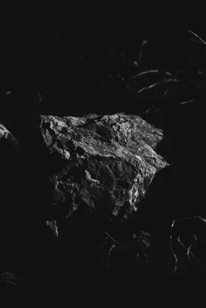 Stone In Black And White Wallpaper