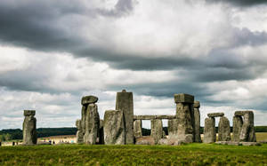 Stonehenge Monument With A View Of Windsor Castle Wallpaper