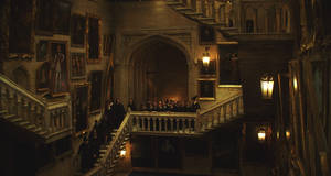 Students In Staircase Hogwarts Wallpaper
