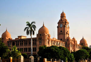 Stunning View Of The Heritage Karachi Metropolitan Corporation Building. Wallpaper
