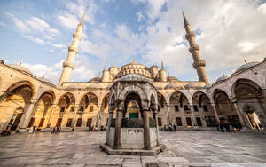 Sultan Ahmed Mosque, Istanbul, Turkey Wallpaper