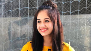 Sunny Yellow Jannat Zubair Wallpaper