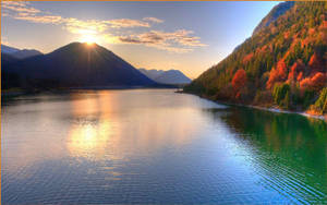 Sunset In Lake Macbook Wallpaper