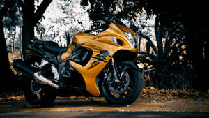 Suzuki Yellow Hayabusa Wallpaper