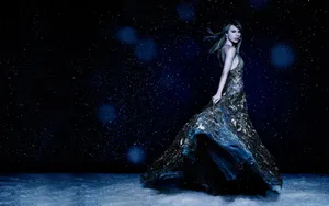 Taylor Swift Blue Embroidered Dress Wallpaper