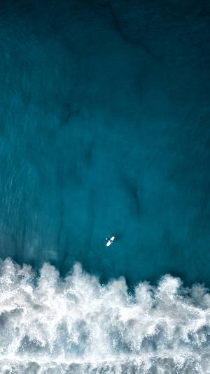 Teal Ocean And Waves Wallpaper