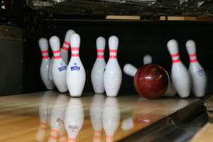 Ten-pin Bowling Wallpaper