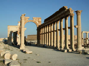 The Arch Of Triumph In Palmyra Wallpaper