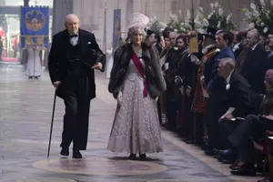 The Crown Winston And Clementine Churchill Wallpaper