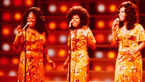 The Shirelles Midnight Special 1970 Wallpaper