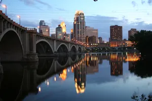 Third Avenue Bridge Over The Mississippi River Wallpaper