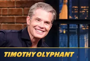 Timothy Olyphant - A Captivating Gaze Wallpaper