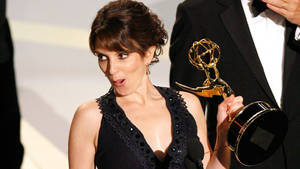 Tina Fey Emmy Awards Winner Wallpaper