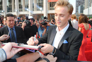 Tom Felton Ny Premiere 2011 Wallpaper