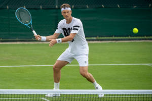 Tomas Berdych About To Hit Ball Wallpaper