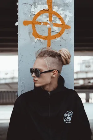 Trendy Man Bun Wallpaper