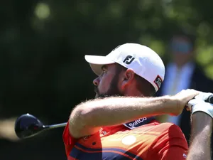 Troy Merritt Side View Wallpaper