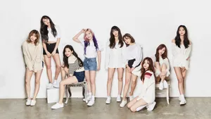 Twice 4k With White-themed Outfits Wallpaper