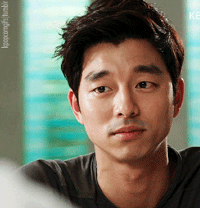 Two Main Characters Of Popular Kdrama In A Romantic Mood On A Sunny Day Wallpaper