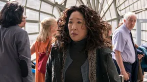 Two Protagonists Of Killing Eve Drama Series Wallpaper